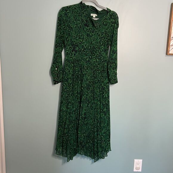 Green/Multi Jungle Cat Pleated Dress | WHISTLES - Picture 3 of 10